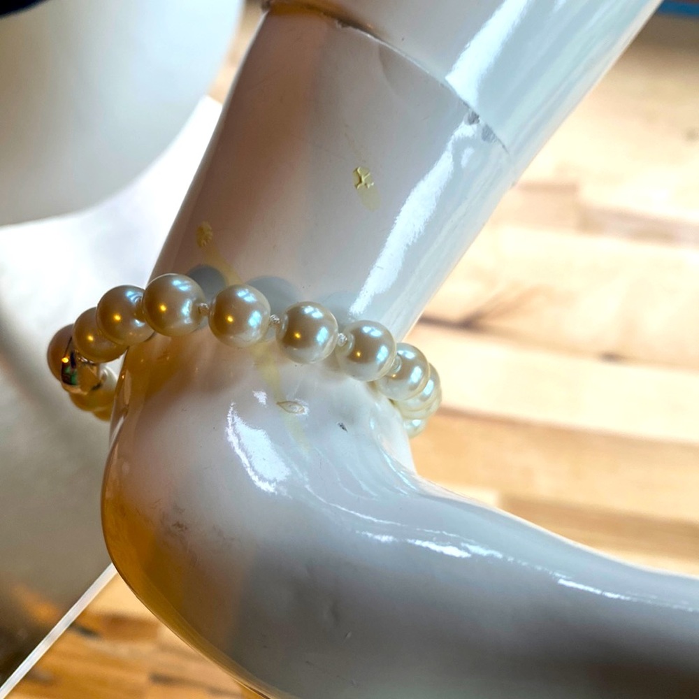 Pearl bracelet from the 90s